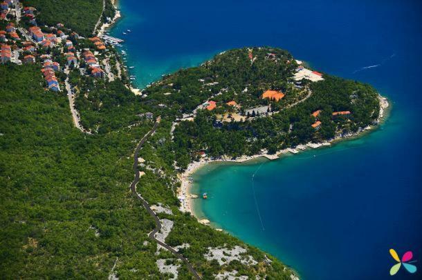 Sobe Za Odmor Jadran Hotel Dramalj Ngoại thất bức ảnh