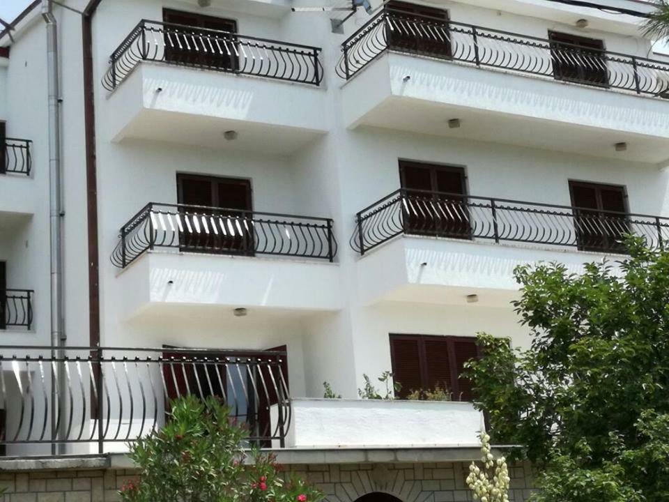 Sobe Za Odmor Jadran Hotel Dramalj Ngoại thất bức ảnh
